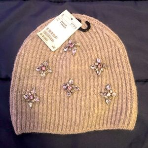 NWT H&M gray winter hat with accents!